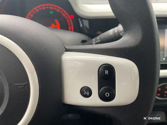 RENAULT TWINGO III - voiture d'occasion - Photo 28