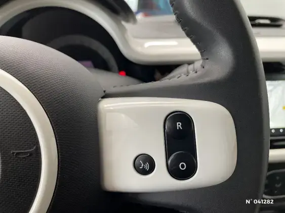 RENAULT TWINGO ELECTRIQUE III - voiture d'occasion - Photo 29