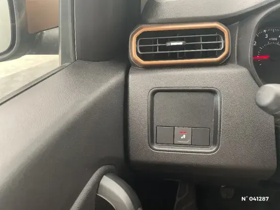 DACIA DUSTER II - voiture d'occasion - Photo 14