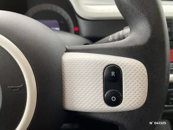 RENAULT TWINGO ELECTRIQUE III - voiture d'occasion - Photo 29