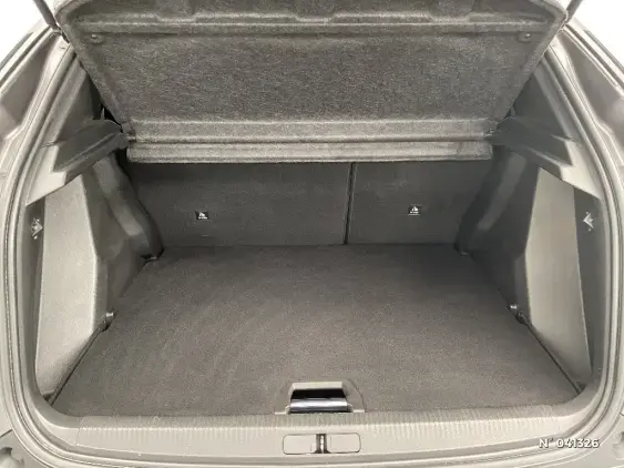 PEUGEOT 2008 II - voiture d'occasion - Photo 7