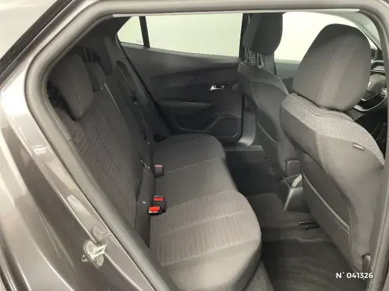 PEUGEOT 2008 II - voiture d'occasion - Photo 11