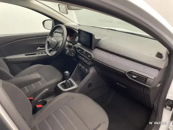 DACIA SANDERO III - voiture d'occasion - Photo 10