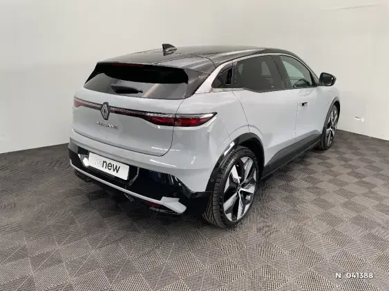 RENAULT MEGANE V - voiture d'occasion - Photo 4