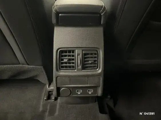 RENAULT ARKANA - voiture d'occasion - Photo 28