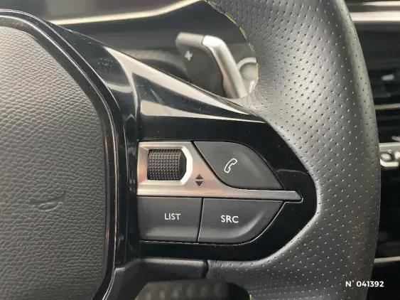 PEUGEOT 2008 II - voiture d'occasion - Photo 29