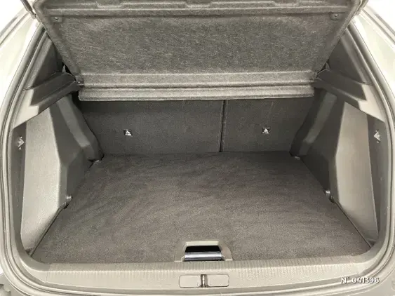 PEUGEOT 2008 II - voiture d'occasion - Photo 7