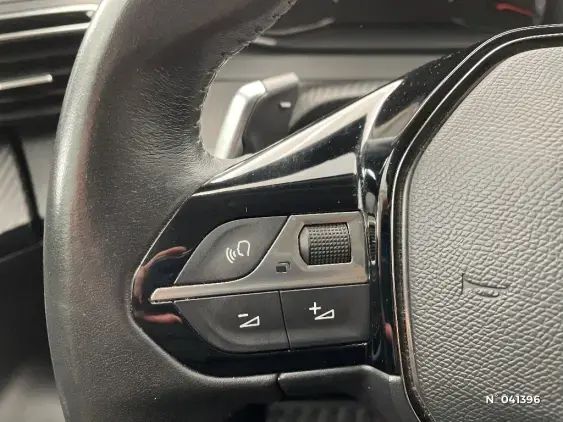 PEUGEOT 2008 II - voiture d'occasion - Photo 28