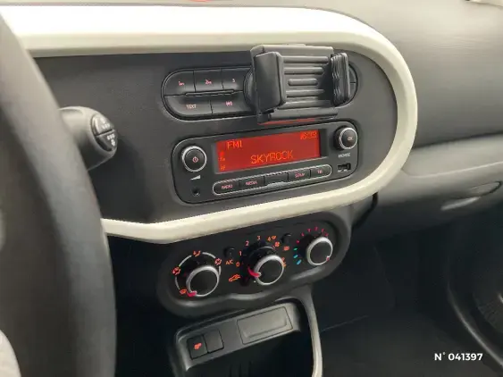 RENAULT TWINGO III - voiture d'occasion - Photo 13