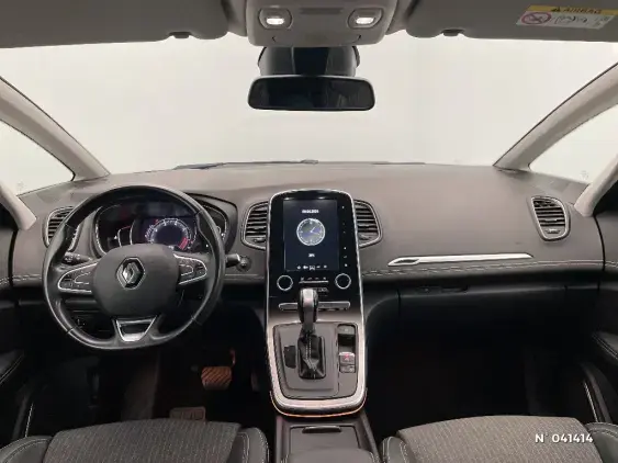 RENAULT SCENIC IV - voiture d'occasion - Photo 9