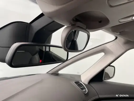 RENAULT SCENIC IV - voiture d'occasion - Photo 30