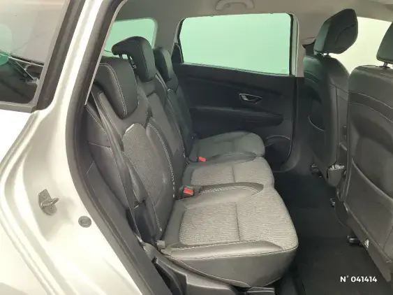 RENAULT SCENIC IV - voiture d'occasion - Photo 11