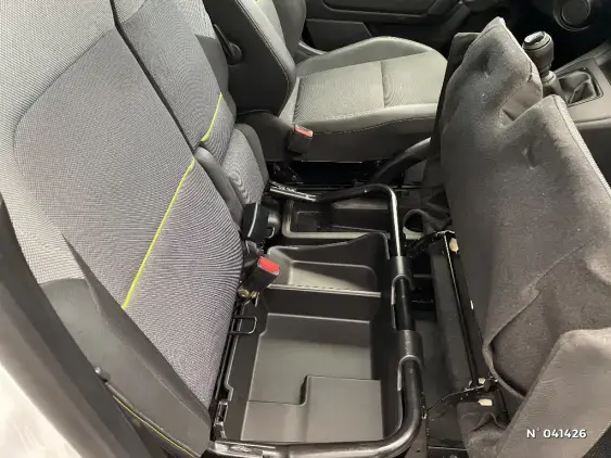 RENAULT KANGOO III - voiture d'occasion - Photo 31