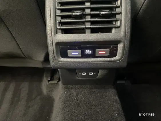 VOLKSWAGEN GOLF VIII - voiture d'occasion - Photo 29