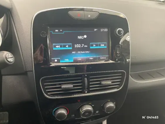 RENAULT CLIO IV - voiture d'occasion - Photo 13