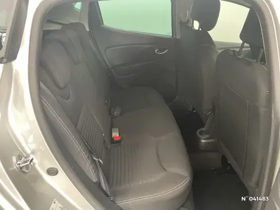 RENAULT CLIO IV - voiture d'occasion - Photo 11