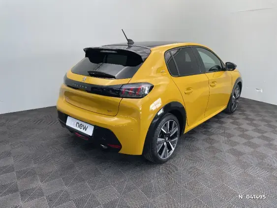PEUGEOT 208 II - voiture d'occasion - Photo 4