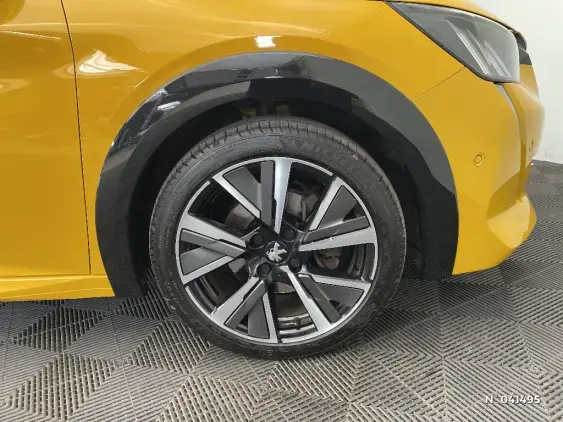 PEUGEOT 208 II - voiture d'occasion - Photo 8