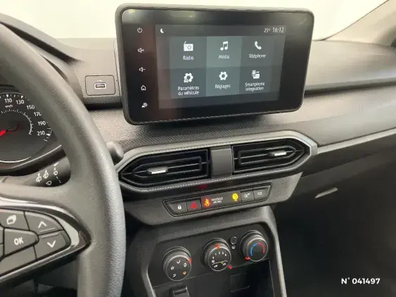 DACIA SANDERO III - voiture d'occasion - Photo 13