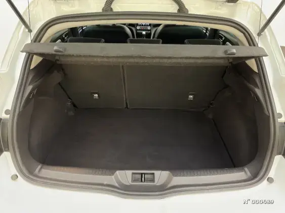 RENAULT MEGANE IV - voiture d'occasion - Photo 7