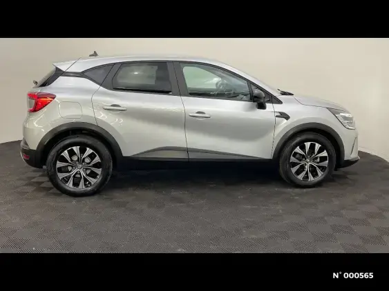 RENAULT CAPTUR II - voiture d'occasion - Photo 5