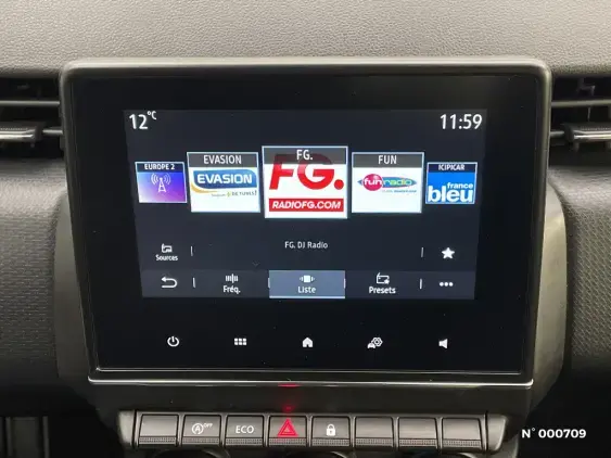 RENAULT CLIO V - voiture d'occasion - Photo 15