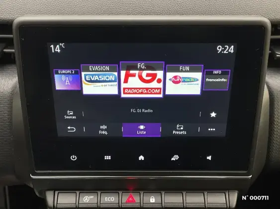 RENAULT CLIO V - voiture d'occasion - Photo 15