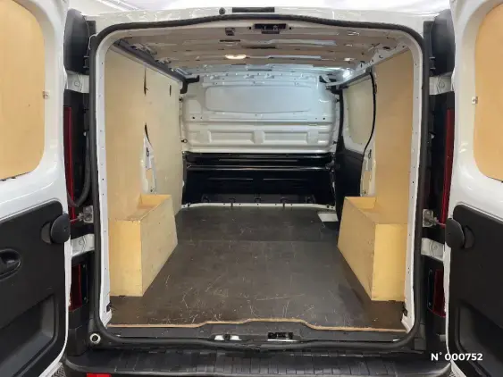 RENAULT TRAFIC FG III - voiture d'occasion - Photo 7