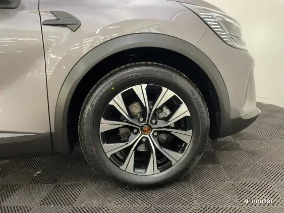 RENAULT CAPTUR II - voiture d'occasion - Photo 8