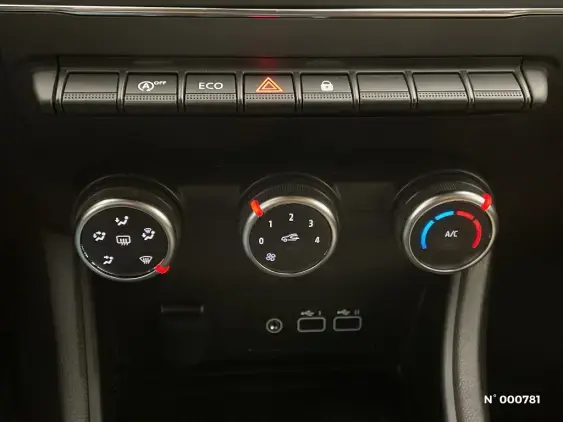 RENAULT CAPTUR II - voiture d'occasion - Photo 14