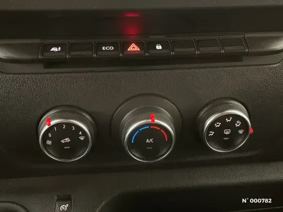 RENAULT MASTER FG III - voiture d'occasion - Photo 14