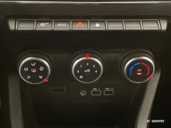 RENAULT CLIO V - voiture d'occasion - Photo 14