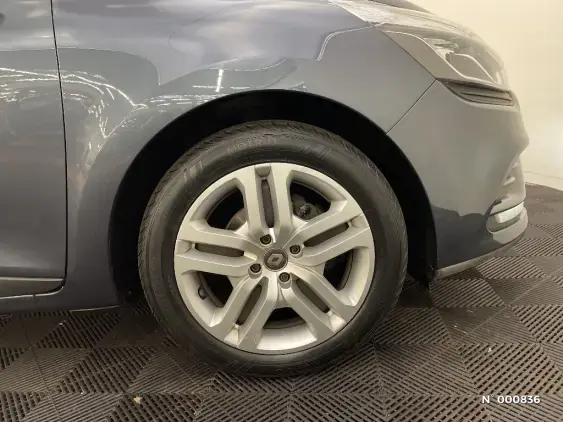 RENAULT CLIO IV - voiture d'occasion - Photo 8