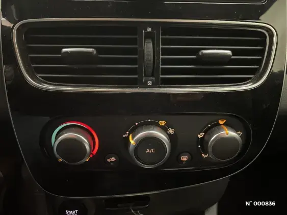 RENAULT CLIO IV - voiture d'occasion - Photo 14