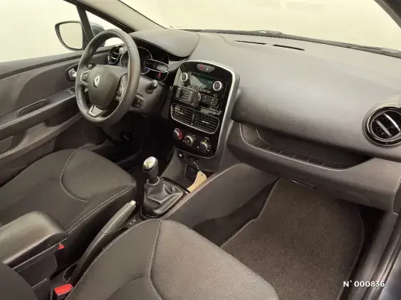 RENAULT CLIO IV - voiture d'occasion - Photo 10