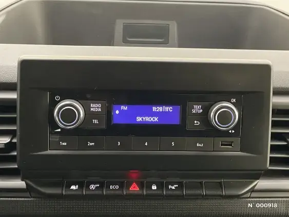 RENAULT TRAFIC III - voiture d'occasion - Photo 15