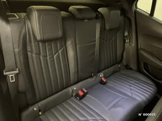 PEUGEOT 2008 II - voiture d'occasion - Photo 11