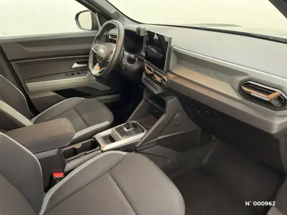 DACIA DUSTER III - voiture d'occasion - Photo 10