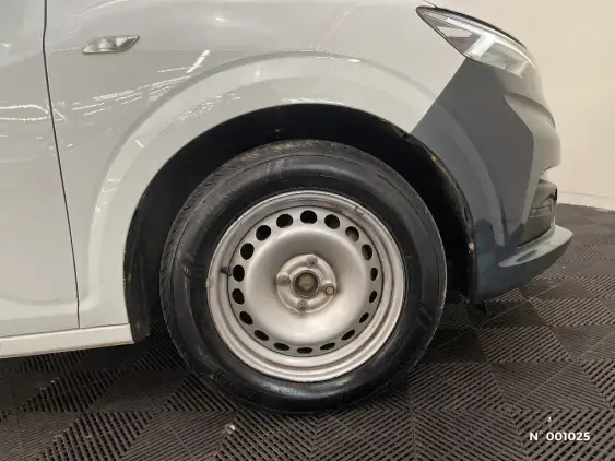 DACIA SANDERO III - voiture d'occasion - Photo 8