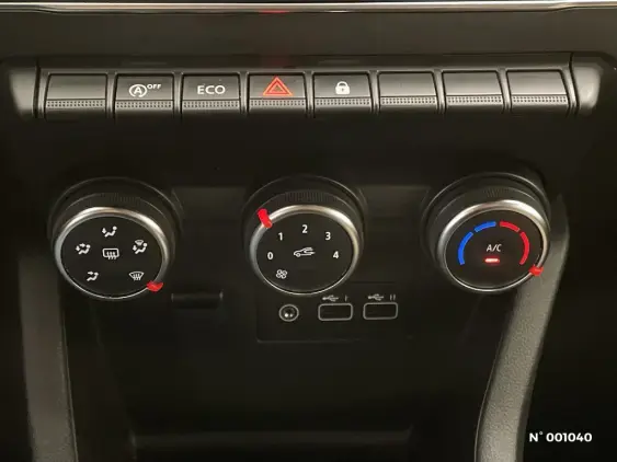 RENAULT CLIO V - voiture d'occasion - Photo 14