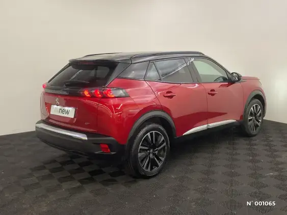 PEUGEOT 2008 ELECTRIQUE II - voiture d'occasion - Photo 4