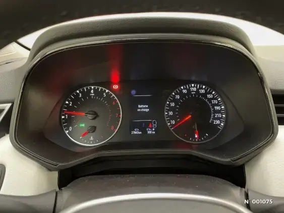 RENAULT CLIO V - voiture d'occasion - Photo 12