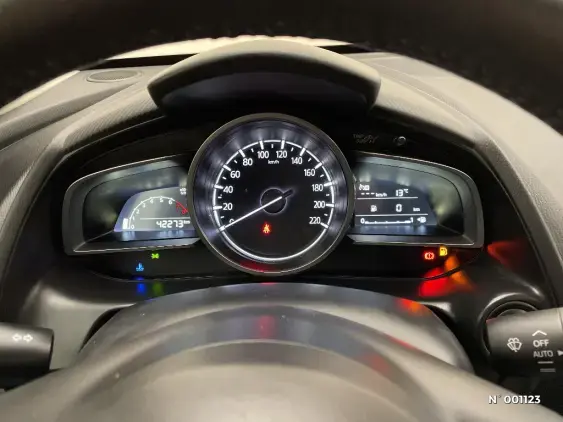 MAZDA MAZDA2 III - voiture d'occasion - Photo 12