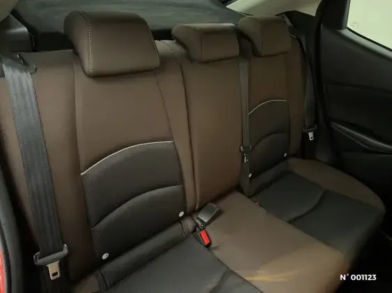 MAZDA MAZDA2 III - voiture d'occasion - Photo 11