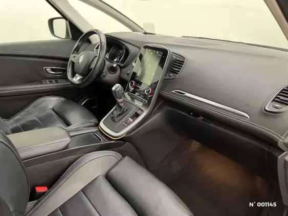 RENAULT SCENIC IV - voiture d'occasion - Photo 10