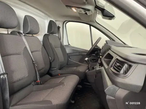 RENAULT TRAFIC FG III - voiture d'occasion - Photo 11