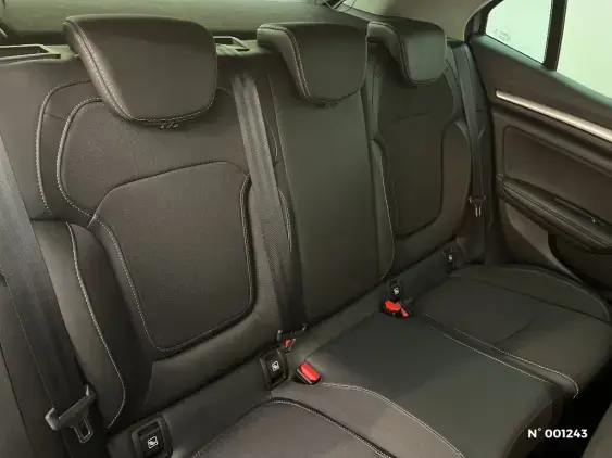 RENAULT MEGANE IV - voiture d'occasion - Photo 11