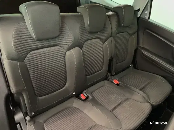 RENAULT GRAND SCENIC IV - voiture d'occasion - Photo 11