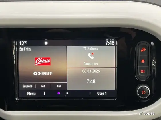 RENAULT TWINGO III - voiture d'occasion - Photo 15