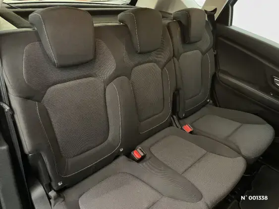 RENAULT SCENIC IV - voiture d'occasion - Photo 11